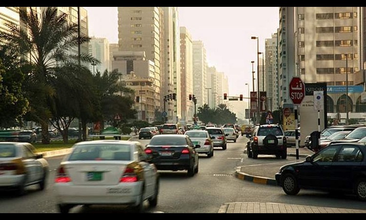 Dubai Speed Limits Explained: When Do Traffic Radars Start Issuing Fines?